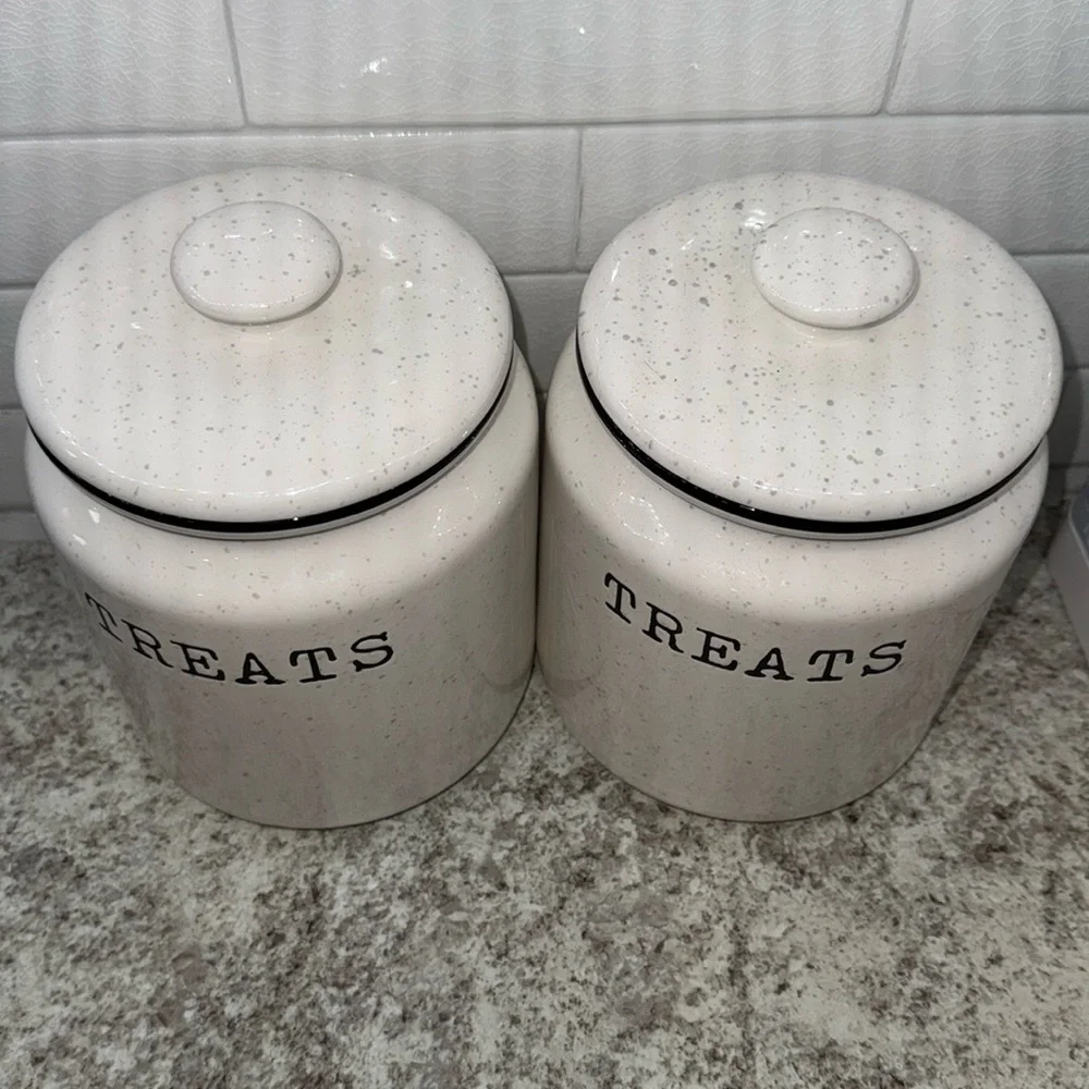 Kirkland’s Home Off White/Grey Speckled Ceramic Treat Jar Canister